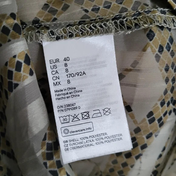 RICHARD ALLEN X H&M collab flowy chiffon satin printed shirt with stand collar - Picture 8 of 11